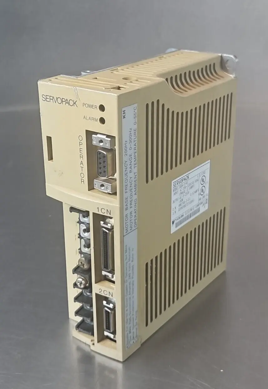 YASKAWA Electric Servopack SGDA-01AS Servopack (BIN2.3.3)