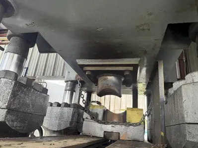 2000 TON HEAVY DUTY 4-POST HYDRAULIC STRAIGHTENING PRESS. STOCK # 0543726