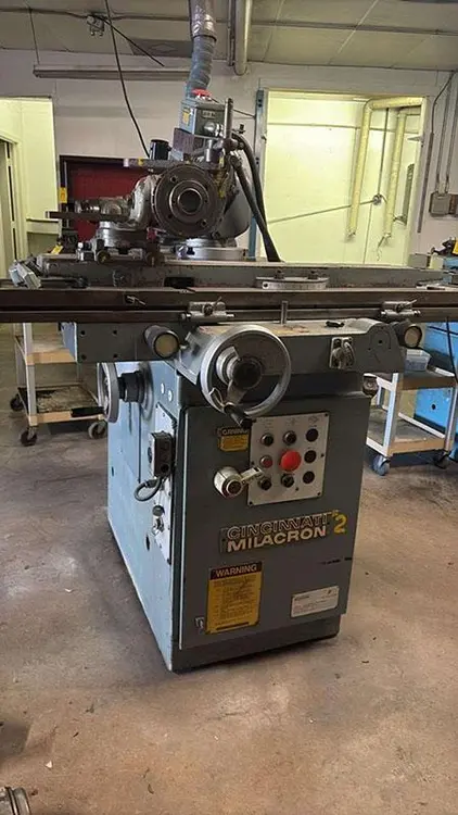 Used 1990 CINCINNATI MILACRON MT Tool & Cutter Grinders Texas US | Universal Metalworking Equipment #1287463