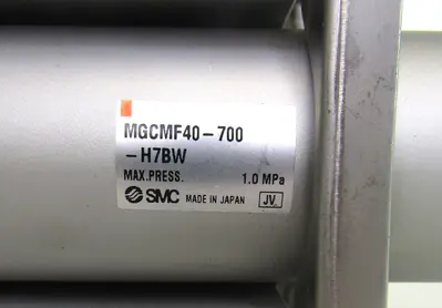 USED SMC MGCMF40-700-H7BW