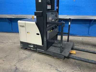 Used CROWN SP352030 Electric Lifters Ohio US | HGR 24 #1446268