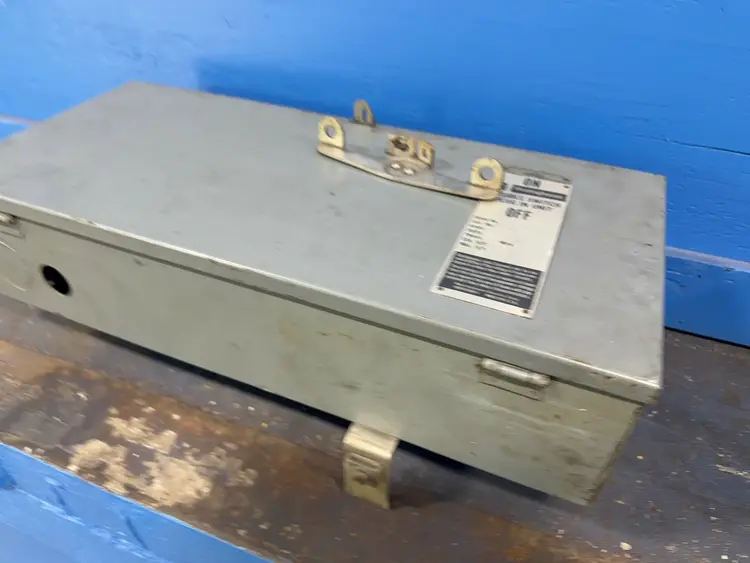 Used WESTINGHOUSE TAP323 Bus Bars & Plugs Ohio US | HGR 24 #1230532