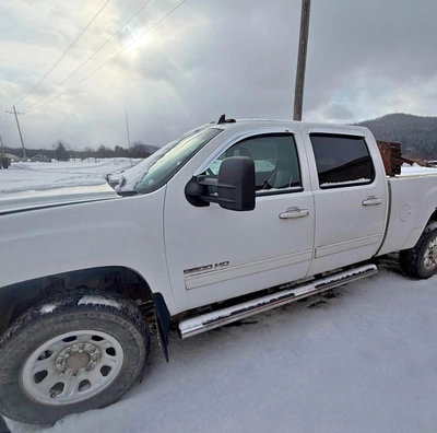 CHEVROLET 2500HD Pickup truck | Iron Listing (4)