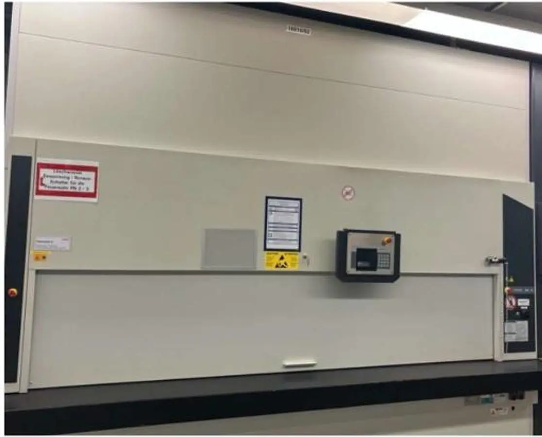 USED 2000 KARDEX VERTICAL CAROUSEL STORAGE SYSTEM