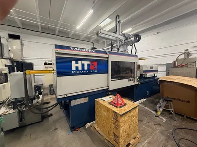 2002 VAN DORN 300HT-1220 Injection Molding Horizontal/Vertical | Machinery Network (1)