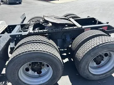 Used 2022 VOLVO VNR64T300 Conventional trucks California US | Ben Kaplan Equipment #1284794