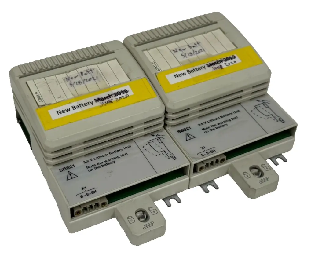 LOT OF 2 USED ABB 3BSE018109R1 BATTERY UNITS SB821