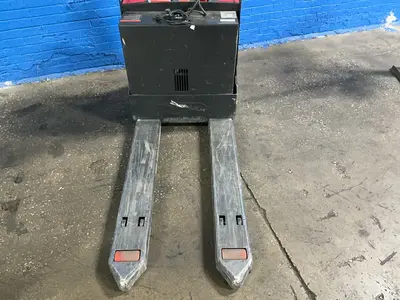 Used RAYMOND 8210 Pallet Jacks Ohio US | HGR 24 #1413245