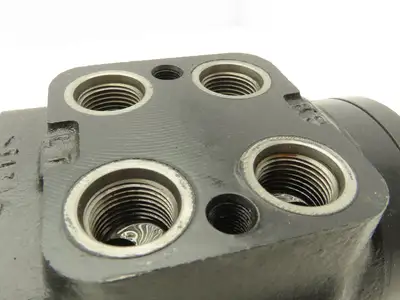 Char-Lynn Eaton 211-1008-002 Hydraulic Power Steering Pump Off Rico PLR-DD-100