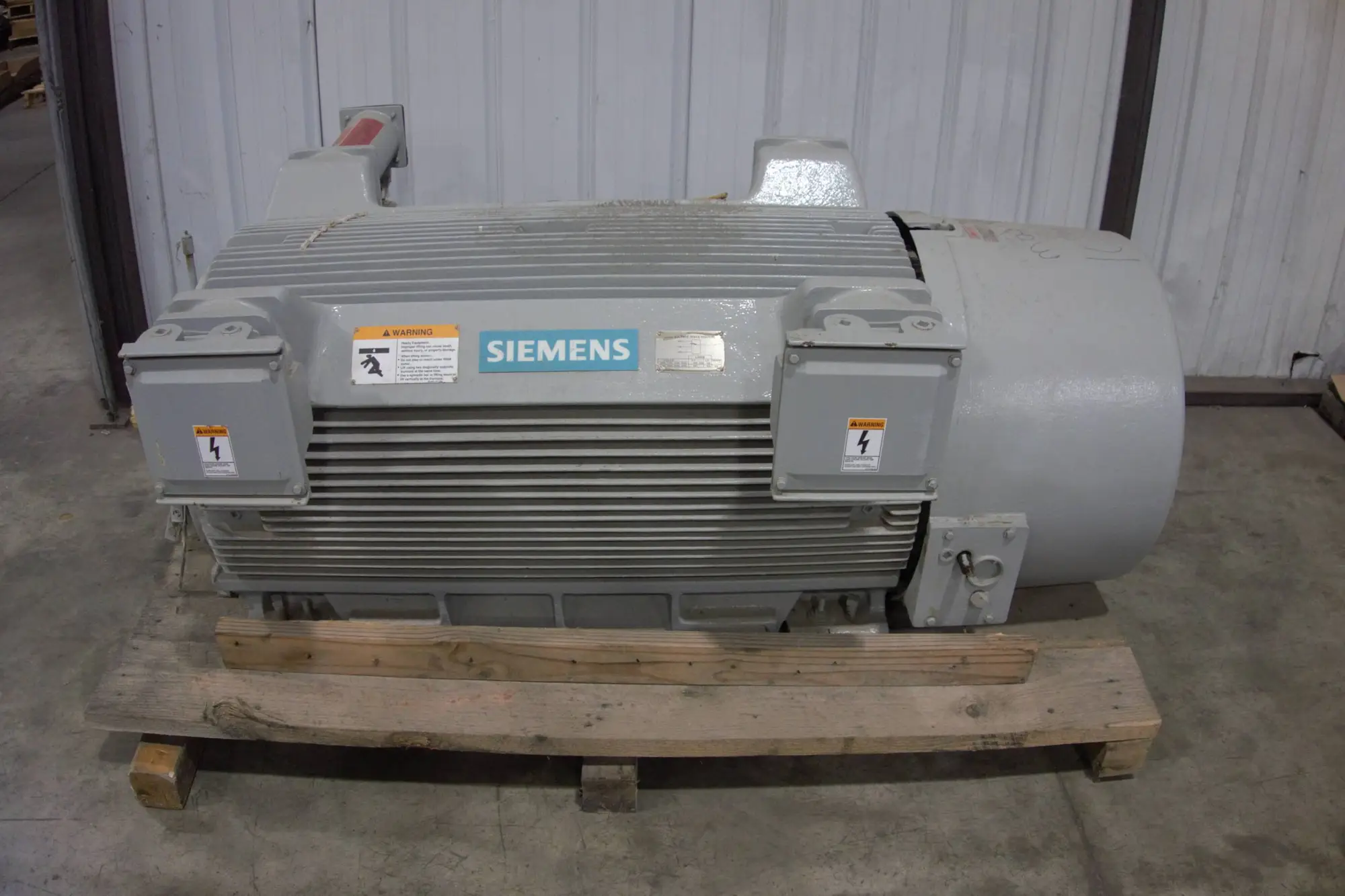 Used SIEMENS E17983-01-1 A.C. Motors Ohio US | Aucto #1394672