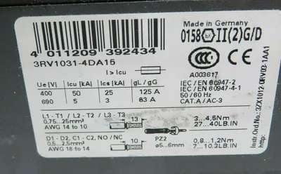 NEW SIEMENS 3RV1031-4DA15 CIRCUIT BREAKER 3RV10314DA15