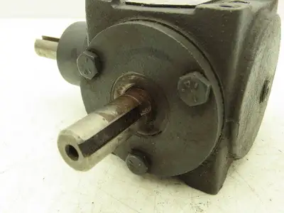 Hub City 0220-21101 Bevel M3 Gearbox Drive 1:1 Ratio 5/8" Dual Shaft AB Style