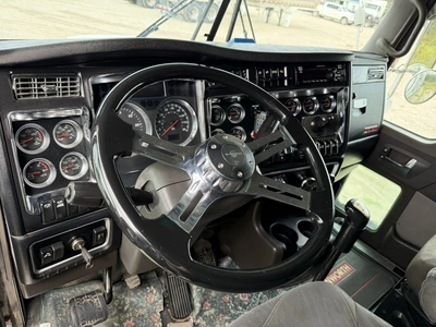 Used 2012 KENWORTH T800 TRUCK TRACTOR Conventional trucks Michigan US | Miedema Asset Management Group #1709452