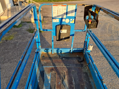 USED 2019 Genie GS-3246