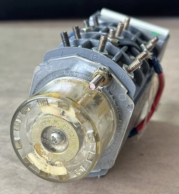 NEW ELECTROSWITCH 505A716G01