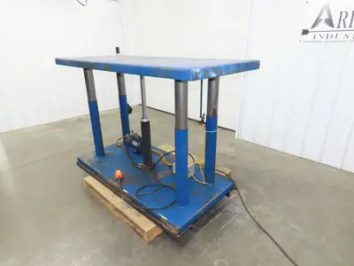 1000lbs Hydraulic Lift 4 Post Work Table Bench 71x31" Top 32-48" Lift 120V