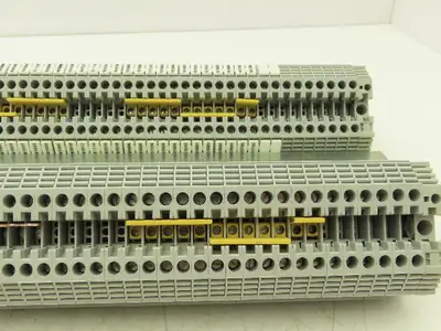 Allen Bradley 1492-J4 Terminal Block With 2 DIN Rails 600V Lot of 119
