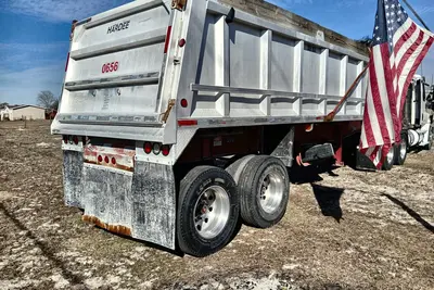 Used 2011 FREIGHTLINER CASCADIA Conventional trucks Florida US | Proxy Equipment #1385390
