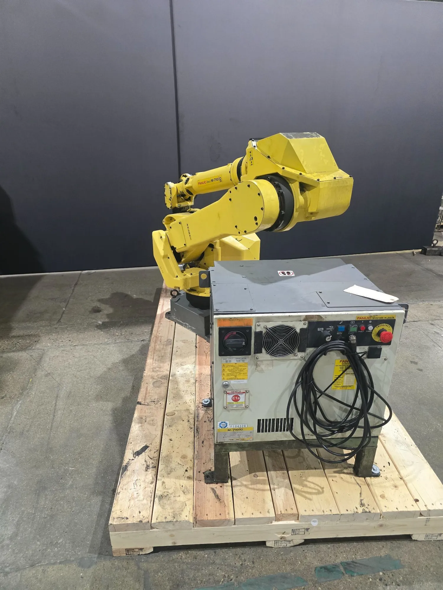 USED 2017 FANUC M710-ic50/R-30ib