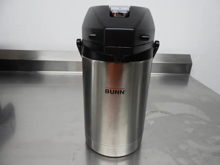 Used Bunn Used Bunn 2.5 Liter Stainless Steel Lined Lever Action Coffee Airpot 32125.0000 Beverage Dispensers Illinois US | Falcon Restaurant Supply #1376515