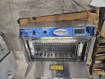 Used Ultra Clean Systems, Inc Ultra Clean Systems, Inc Model 1100 Lab Washers Texas US | PT Medical Technologies #1458908