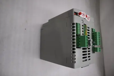 NEW Allen Bradley 2094-AC09-M02-S /A Kinetix 6000 Integrated Axis Module #SGF-15