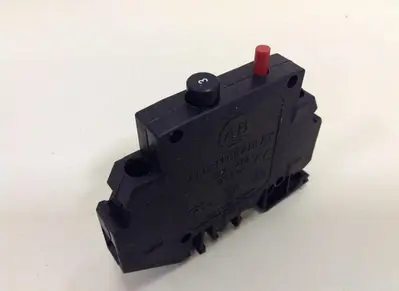 USED ALLEN BRADLEY 1492-GH030 SER B