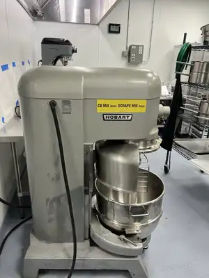 USED 1900 HOBART L-800