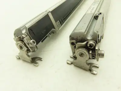 Keyence SL-C36H-R SL-C36H-T Light Curtain Transmitter & Receiver Set 700mm 24VDC