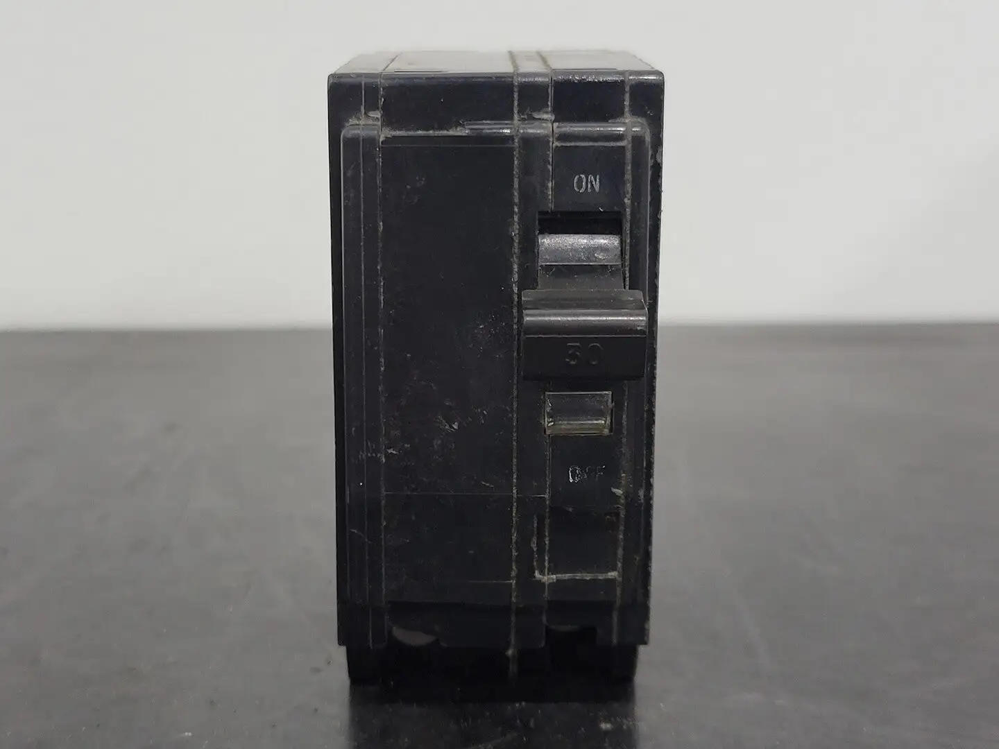 USED SQUARE D QO230