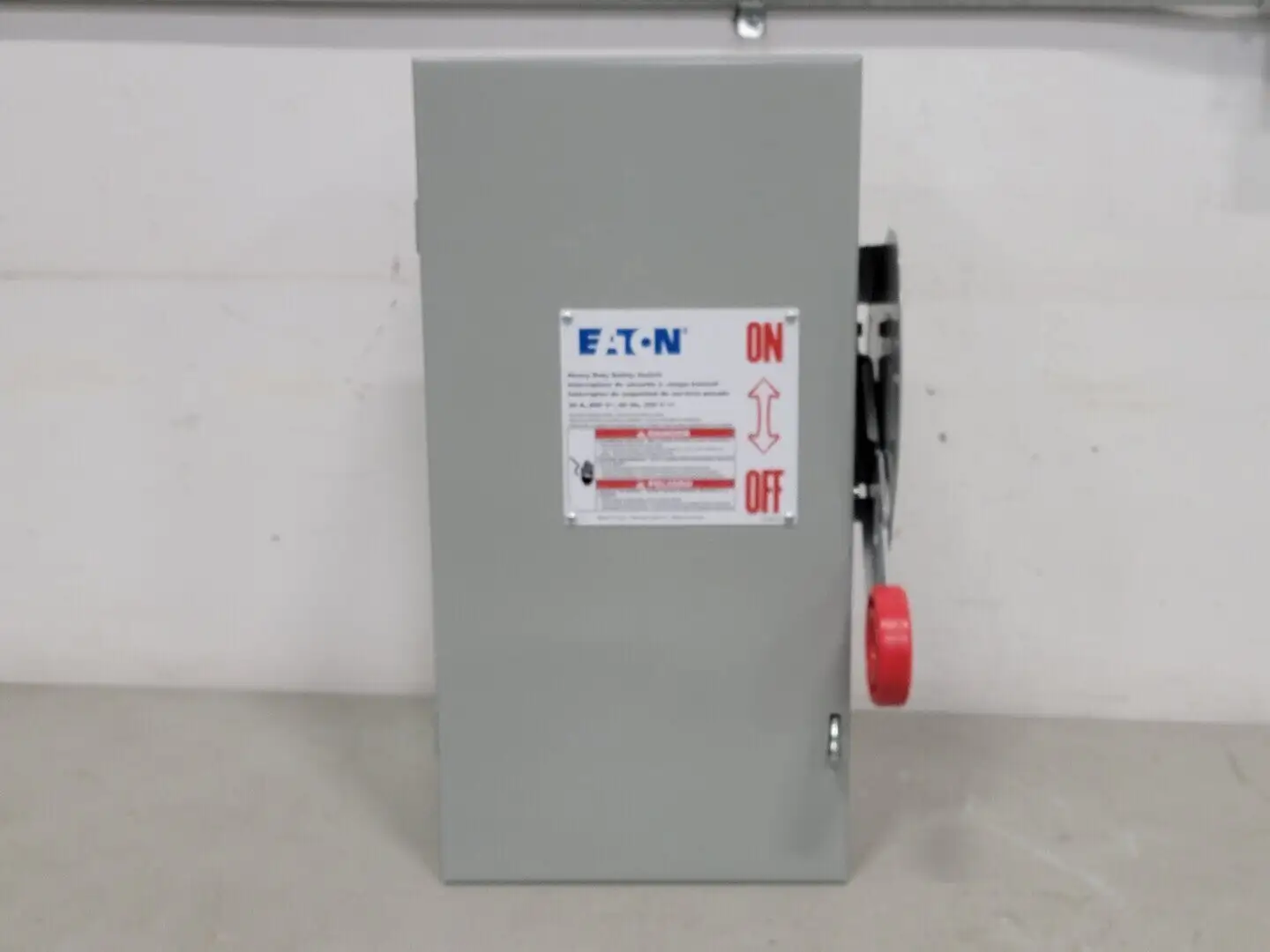 NEW EATON 1HD361