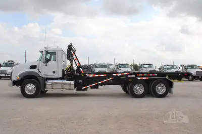 New | in-Stock 2026 MACK GRANITE 64BR Rolloff Trucks Texas US | Roll Off Truck World #1491895