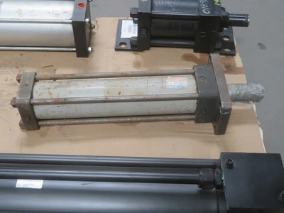 Used HORIUCHI _UNKNOWN_ Hydraulic Cylinders Texas US | OCO Industrial #1704287