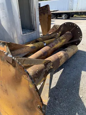 USED ABELL-HOWE 1 TON JIB CRANE