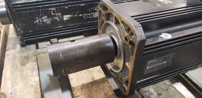 Rexroth Indramat Servo Motor MHD112B-024-PP0-BN