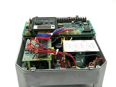 USED ALLEN BRADLEY 1333-AAB AC DRIVE SERIES C 460V 50/60HZ 3.3AMPS 1333AAB