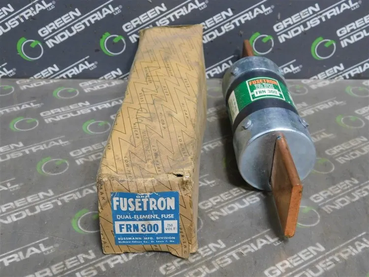 Used FUSETRON FRN 300 Fuses | Green Industrial #673500