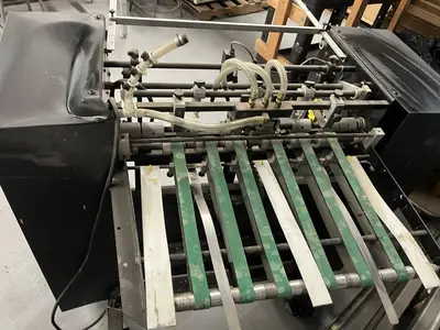 USED 1900 GRAPHIC WIZARD VIVIDCOATER XDC 530