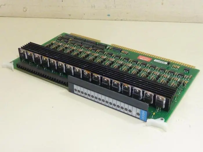 USED CMC / CINCINNATI MILACRON 3-531-4590A