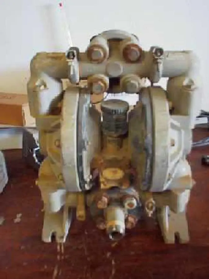 QTY. 1. ARO DIAPHRAGM PUMP 1"...