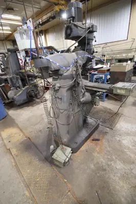 2 HP DOALL MODEL @PM-200V RAM TYPE VERTICAL MILL WITH POWER FEED & DRO: STOCK #22880