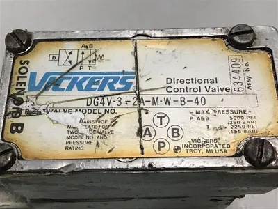USED VICKERS DG4V-3-2A-M-W-B-40