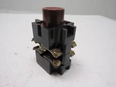 HPC Homewood Products Corp. 1083261 Red Pushbutton Unit N.O./N.C. Lot of 2