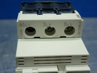 New | in-Stock SCHNEIDER ELECTRIC GV2PM20C Circuit Breakers | HGR 24 #732013