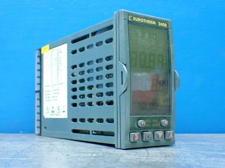 Used EUROTHERM 2408/ZC/VH/RR/XX/D5/RF/XX/YM/XX/ENG Temperature Controls Ohio US | HGR 24 #802961