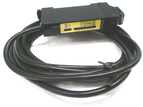 Banner D12E2N6FV 50840 D12 EXPERT Glass Fiber Optic Sensor [New]