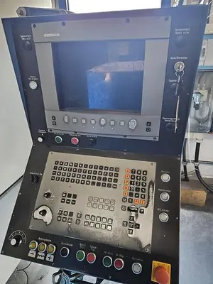 USED 2000 AXA VARIO