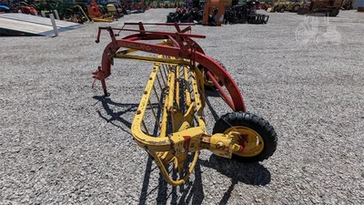 USED NEW HOLLAND ROLABAR 256