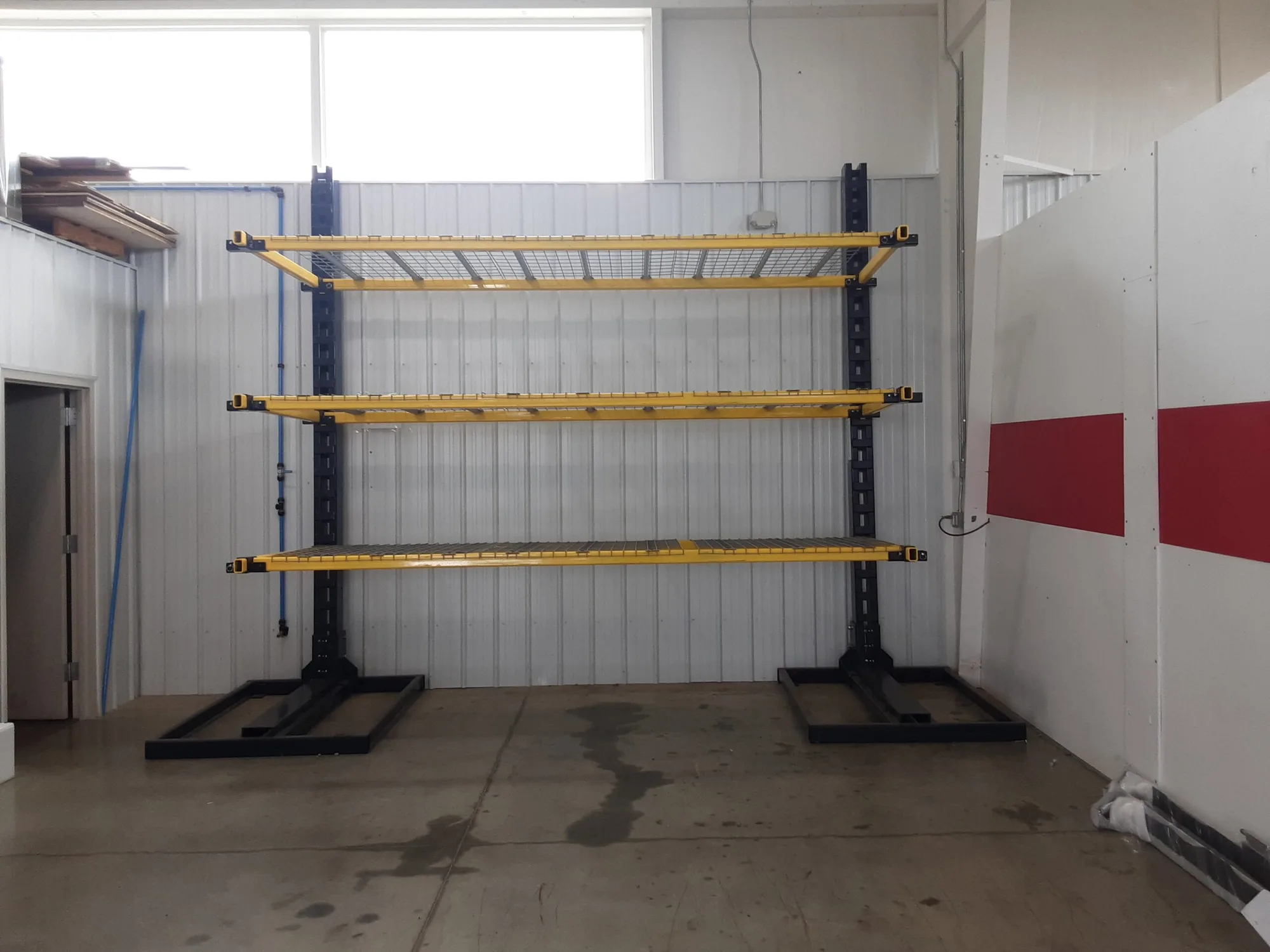 DA Hostetler | DA Hostetler | Material Handling