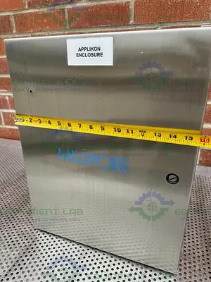 USED MILLIPORE STAINLESS STEEL INDUSTRIAL CONTROL PANEL ENCLOSURE 16" X 20" X 9"